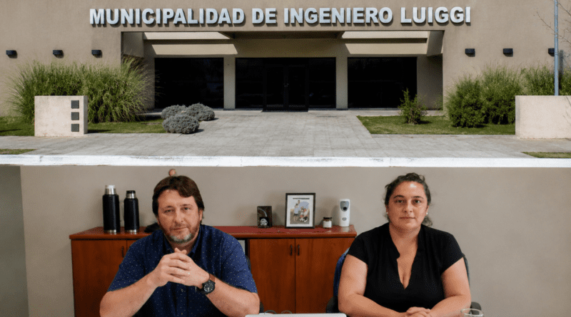 Ingeniero Luiggi: renunció la secretaria de finanzas de la  municipal y asumirá en su lugar de concejal.