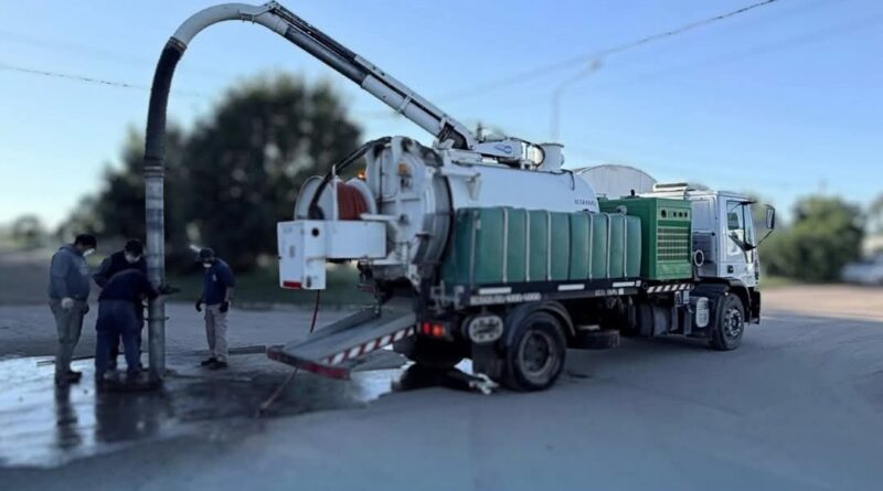 INGENIERO LUIGGI: BUSCAN RESTABLECER EL SERVICIO TRAS UNA OBSTRUCCIÓN EN LA RED DE SANEAMIENTO
