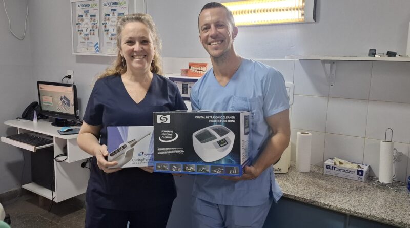 La Cooperadora del Hospital y del CeReN incorporó nuevos equipamientos para el área de Odontología.